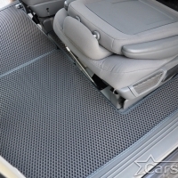 Автомобильные коврики EVA на Chrysler Grand Voyager V (2008->) 2 ряд: кресла 1+1 не убираются в пол