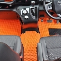 Коврики текстильные на Toyota Sienta II пр.руль (2015->)